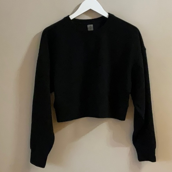 AS Revival Tops - AS Revival black long sleeve cropped sweatshirt